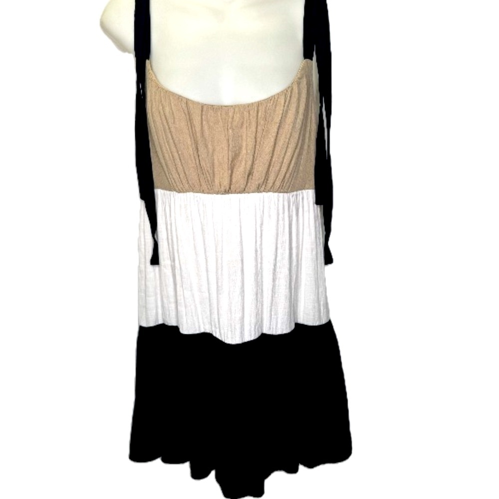 3/$25💥 Trixxi Like New Beige Black White Color Block Mini Dress Sz M Bin P